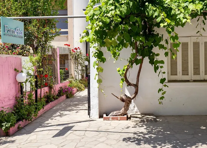 Famelia Lampiris Apartament *