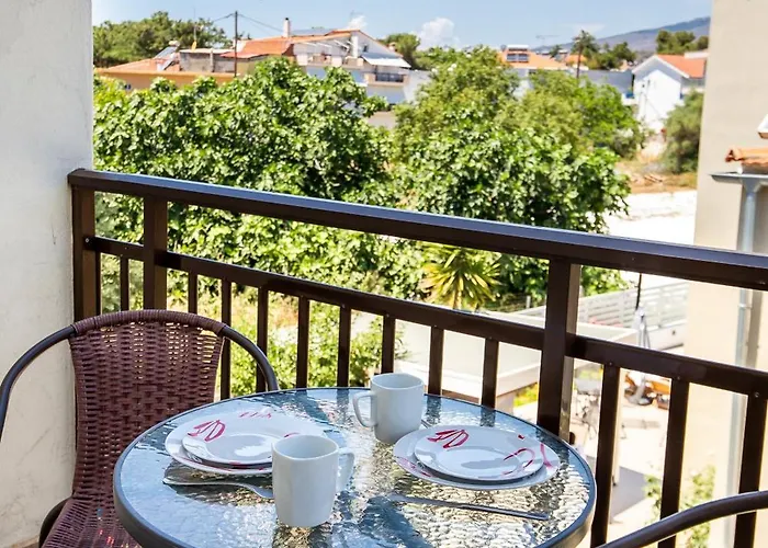 Apartament Famelia Lampiris