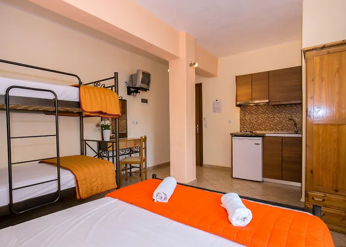 Apartament Famelia Lampiris Potos