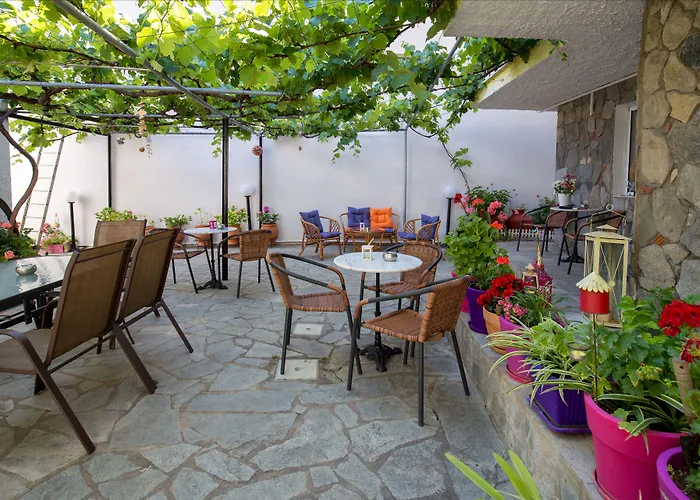 Apartament Famelia Lampiris