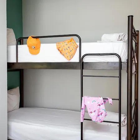 Famelia Lampiris פוטוס