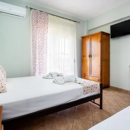 Appartement Famelia Lampiris Potos