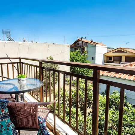 Famelia Lampiris פוטוס