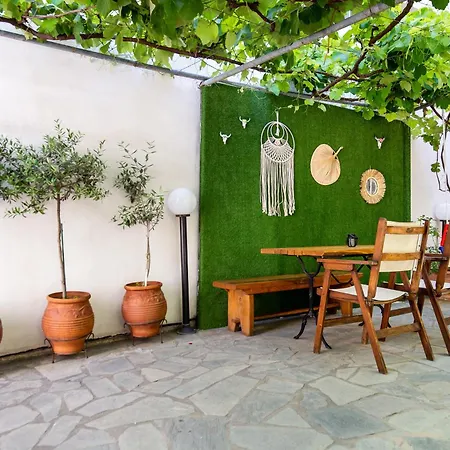 Famelia Lampiris Apartment *