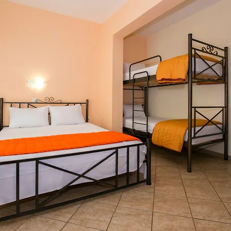 Apartman Famelia Lampiris