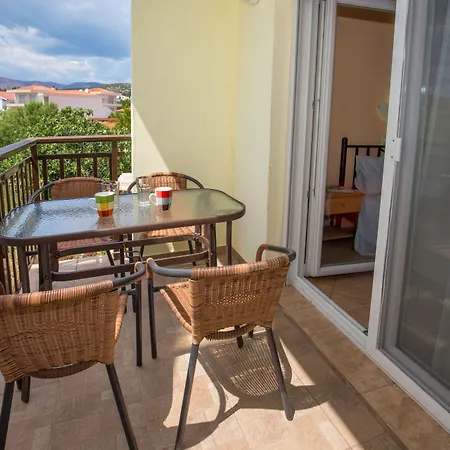 דירה Famelia Lampiris פוטוס