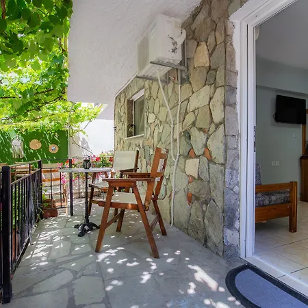 Famelia Lampiris Διαμέρισμα Ποτός