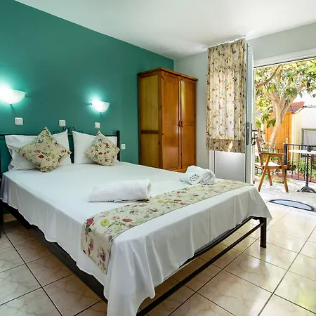 Famelia Lampiris Apartman Potósz