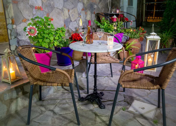 Famelia Lampiris Appartement Potos